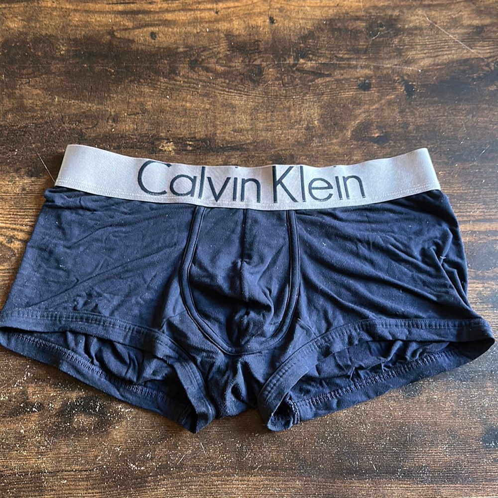 Calvin Klein XL navy boxer briefs